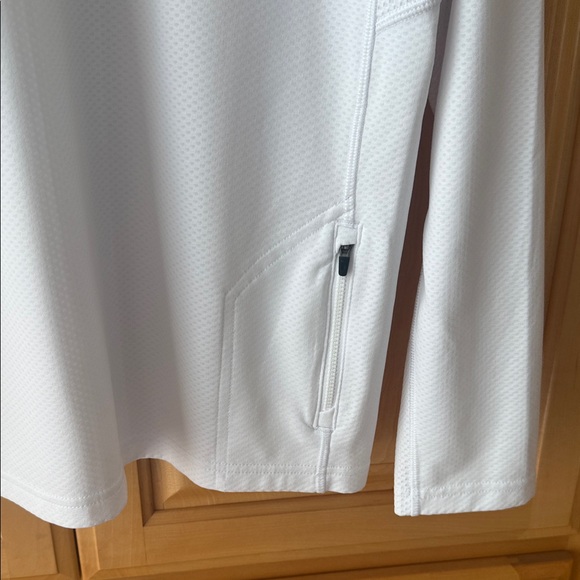 Men’s Nike UST Quarter Zip Pull Over - Picture 5 of 5